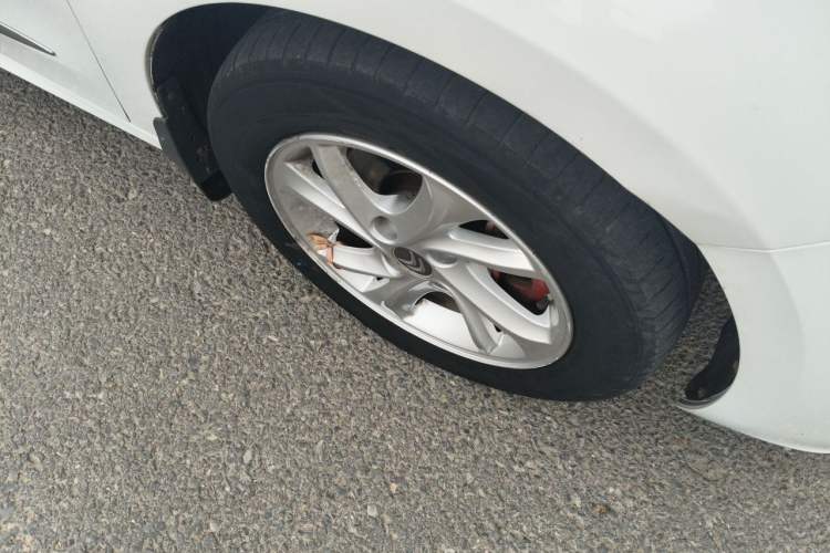 Used Citroen Elysee 2017 1.6L Manual Fashion Model Right Front Wheel Hub