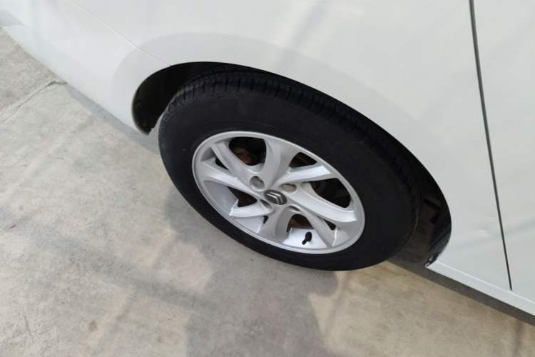 Used Citroen Elysee 2017 1.6L Automatic Comfort Model Right Rear Wheel Hub