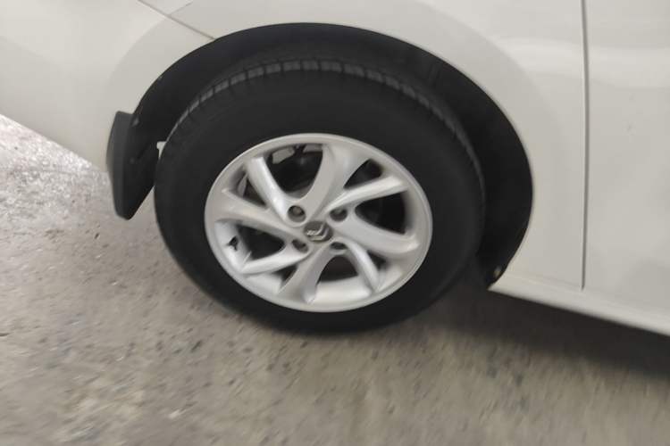 Used Citroen Elysee 2017 1.6L Automatic Fashion Model Right Rear Wheel Hub