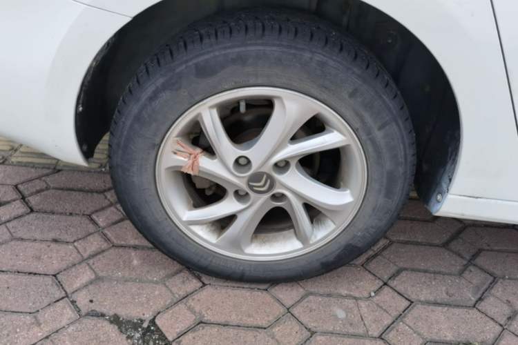 Used Citroen Elysee 2017 1.6L Manual Fashion Model Right Rear Wheel Hub