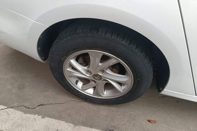 Used Citroen Elysee 2017 1.6L Automatic Fashion Model Right Rear Wheel Hub