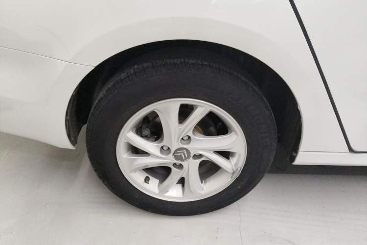Used Citroen Elysee 2017 1.6L Manual Fashion Model Right Rear Wheel Hub