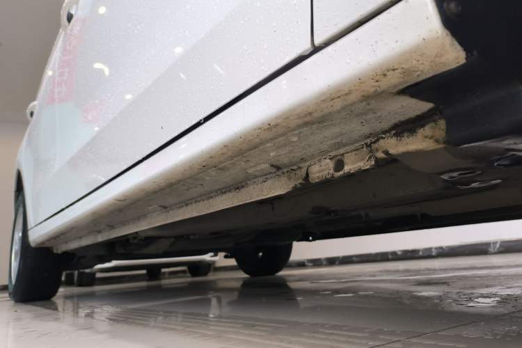 Used Citroen Elysee 2017 1.6L Automatic Fashion Model Right Side Sill