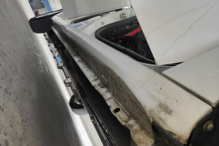 Used Citroen Elysee 2017 1.6L Automatic Fashion Model Right Side Sill