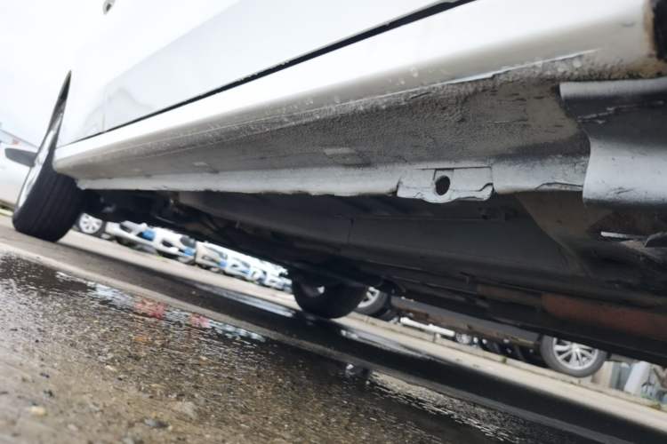 Used Citroen Elysee 2017 1.6L Manual Fashion Model Right Side Sill