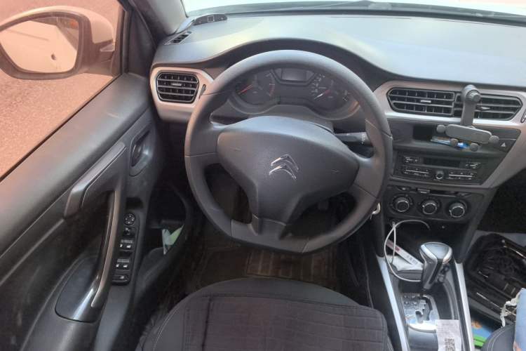 Used Citroen Elysee 2017 1.6L Automatic Fashion Model Steering Wheel