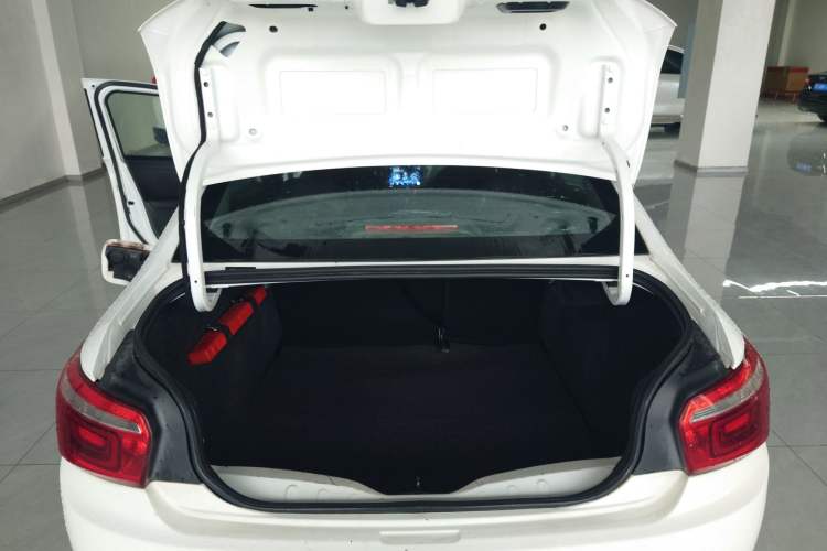 Used Citroen Elysee 2017 1.6L Manual Fashion Model Trunk