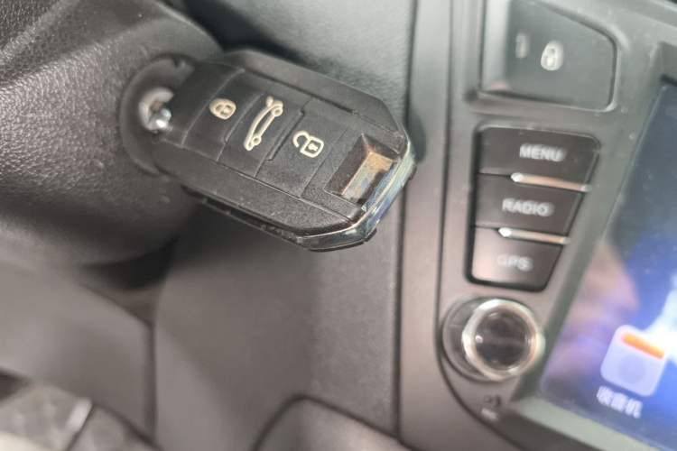 Used Citroen Elysee 2017 1.6L Automatic Fashion Model Vehicle Key