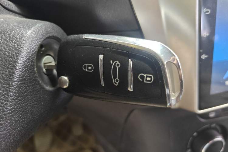Used Citroen Elysee 2017 1.6L Manual Fashion Model Vehicle Key