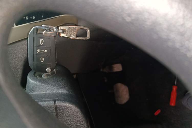Used Citroen Elysee 2017 1.6L Automatic Fashion Model Vehicle Key