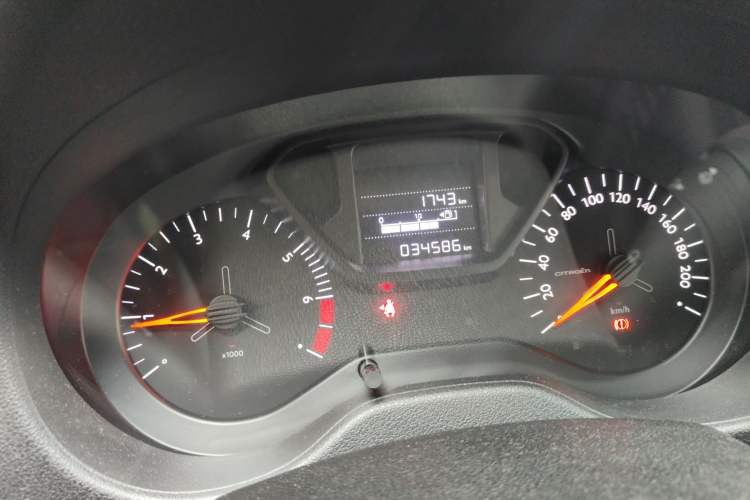 Used Citroen Elysee 2018 1.6L Manual Fashion Edition Odometer Close Up