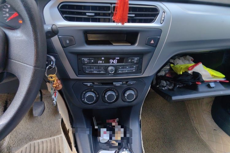 Used Citroen Elysee 2018 Revised Version 1.6L Manual Fashion Edition Audio And AC Panel