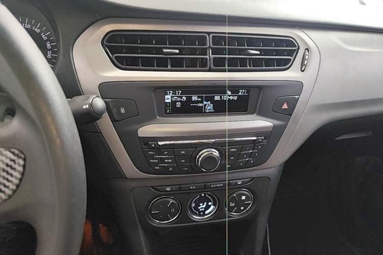 Used Citroen Elysee 2018 1.6L Automatic Comfort Model Audio And AC Panel