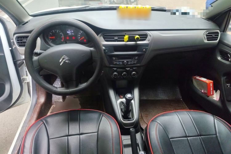 Used Citroen Elysee 2018 Revised Version 1.6L Manual Comfort Edition Center Console