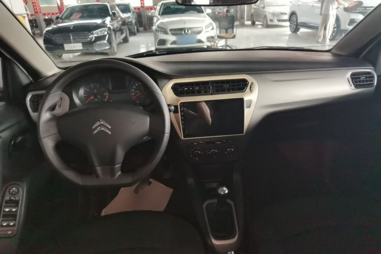 Used Citroen Elysee 2018 1.6L Manual Fashion Edition Center Console