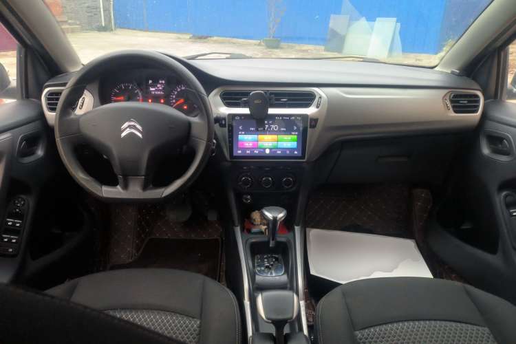 Used Citroen Elysee 2018 1.6L Automatic Fashion Model Center Console