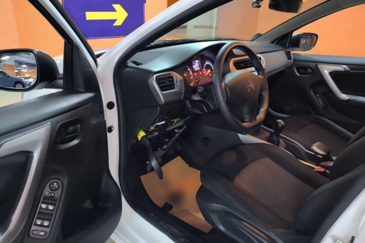 Used Citroen Elysee 2018 1.6L Manual Fashion Edition Driver Seat
