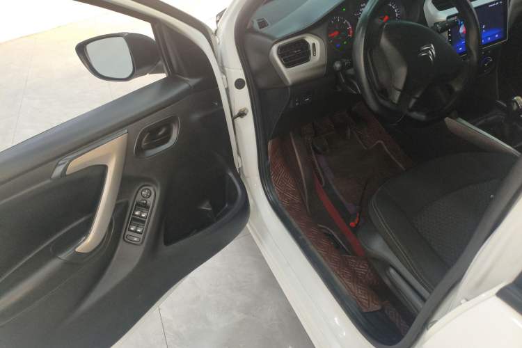 Used Citroen Elysee 2018 1.6L Manual Fashion Edition Driver Seat
