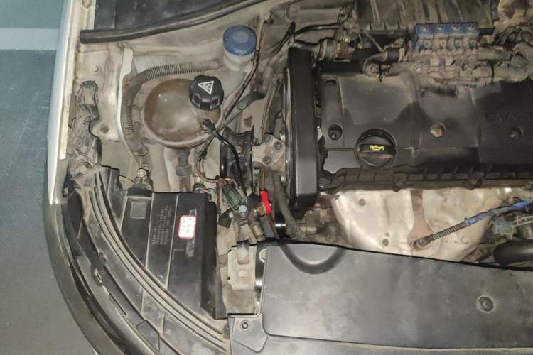 Used Citroen Elysee  Engine Bay Right