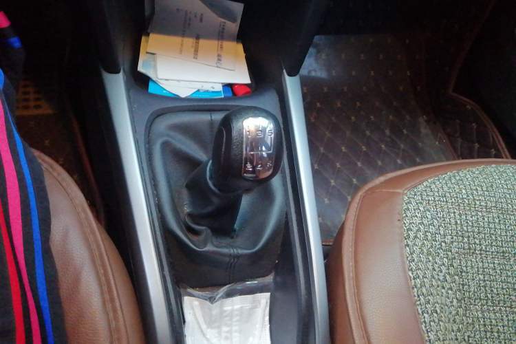 Used Citroen Elysee 2018 1.6L Manual Fashion Edition Gear Lever