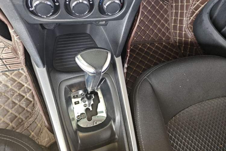 Used Citroen Elysee 2018 1.6L Automatic Fashion Model Gear Lever