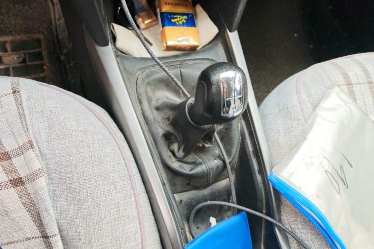 Used Citroen Elysee 2018 1.6L Manual Fashion Edition Gear Lever
