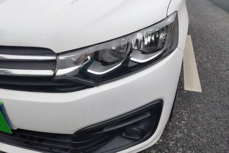 Used Citroen Elysee 2018 Revised Version 1.6L Manual Fashion Edition Left Front Headlight