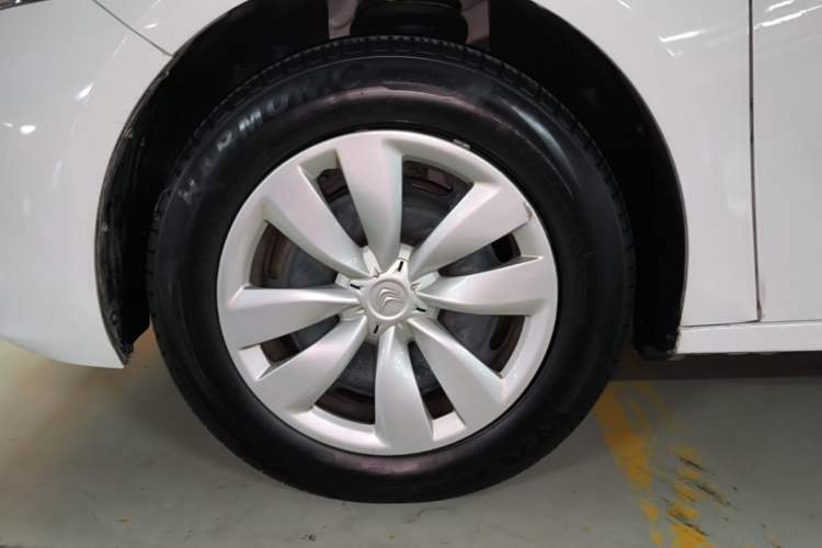 Used Citroen Elysee 2018 1.6L Manual Fashion Edition Left Front Wheel Hub
