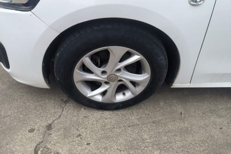 Used Citroen Elysee 2018 1.6L Automatic Fashion Model Left Front Wheel Hub