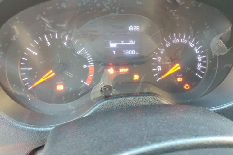 Used Citroen Elysee 2018 1.6L Manual Fashion Edition Odometer Close Up