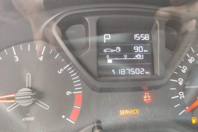 Used Citroen Elysee 2018 Revised Version 1.6L Automatic Fashion Edition Odometer Close Up