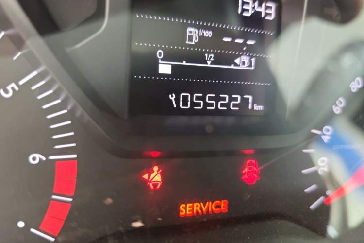 Used Citroen Elysee 2018 1.6L Manual Fashion Edition Odometer Close Up
