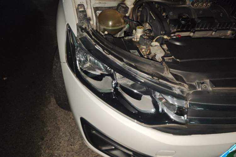 Used Citroen Elysee 2018 1.6L Manual Fashion Edition Right Front Headlight