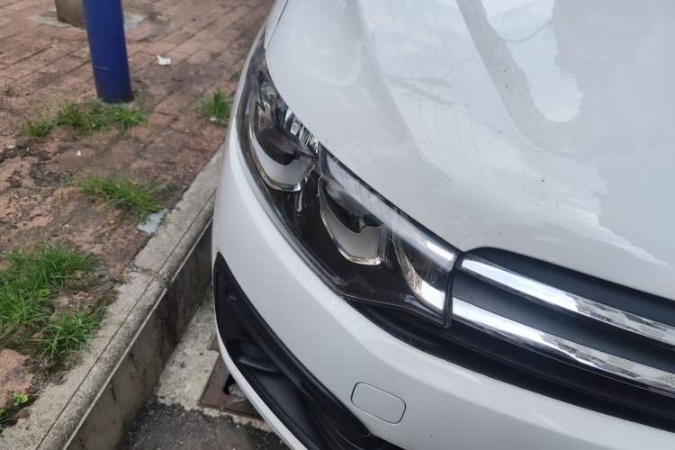 Used Citroen Elysee 2018 Revised Version 1.6L Manual Comfort Edition Right Front Headlight