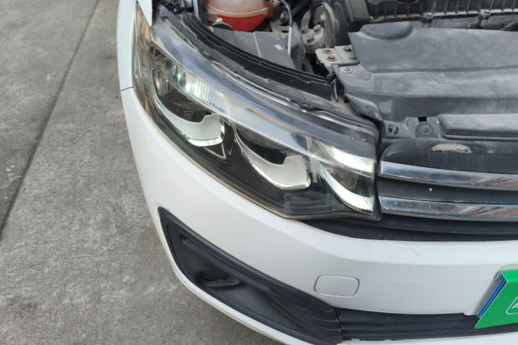 Used Citroen Elysee 2018 1.6L Manual Fashion Edition Right Front Headlight