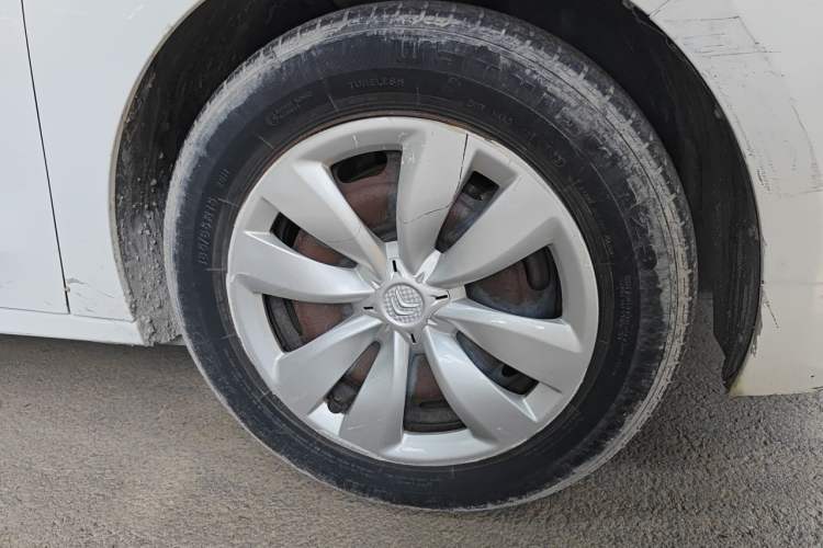 Used Citroen Elysee 2018 1.6L Manual Fashion Edition Right Front Wheel Hub