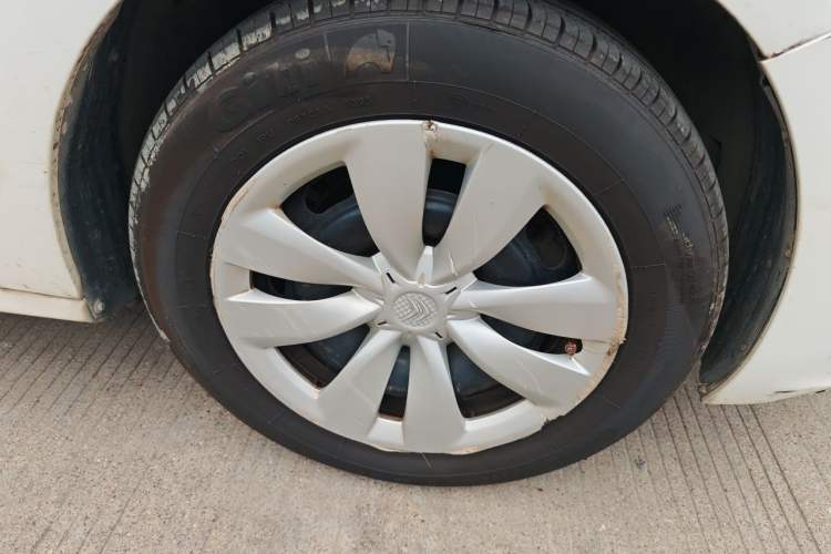 Used Citroen Elysee 2018 1.6L Manual Fashion Edition Right Front Wheel Hub