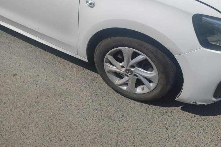 Used Citroen Elysee 2018 Revised Version 1.6L Manual Fashion Edition Right Front Wheel Hub