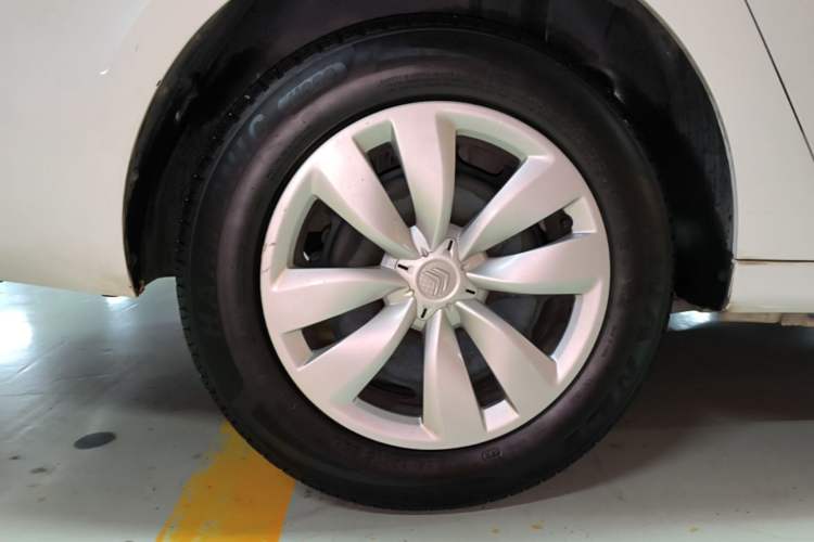 Used Citroen Elysee 2018 1.6L Manual Fashion Edition Right Rear Wheel Hub