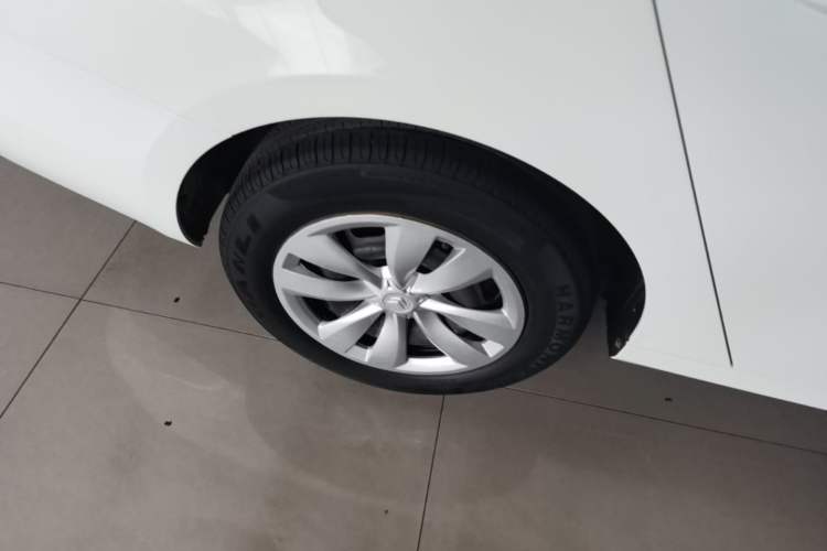 Used Citroen Elysee 2018 1.6L Manual Fashion Edition Right Rear Wheel Hub