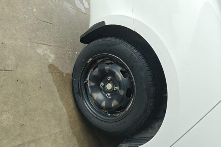 Used Citroen Elysee 2018 1.6L Automatic Fashion Model Right Rear Wheel Hub
