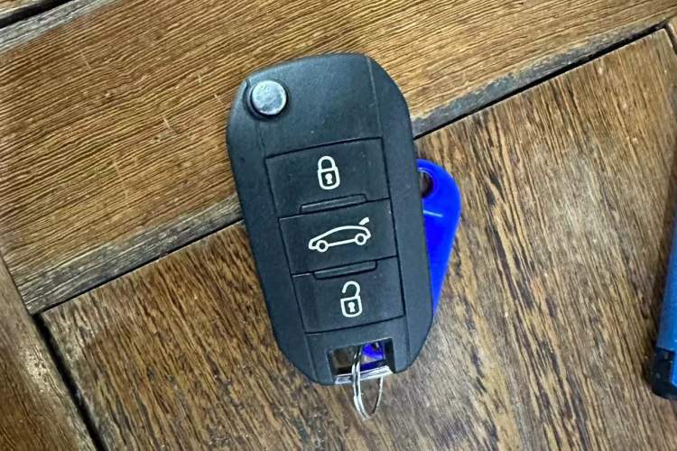Used Citroen Elysee 2018 1.6L Automatic Fashion Model Vehicle Key