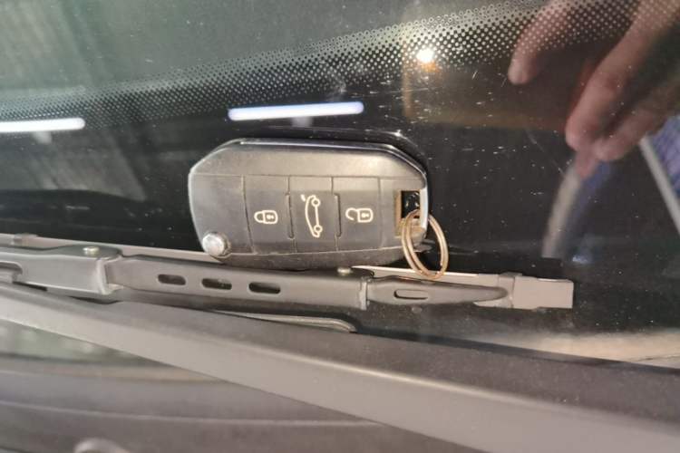 Used Citroen Elysee 2018 1.6L Manual Fashion Edition Vehicle Key