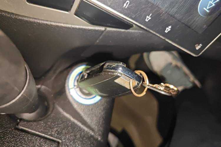 Used Citroen Elysee 2018 1.6L Automatic Fashion Model Vehicle Key