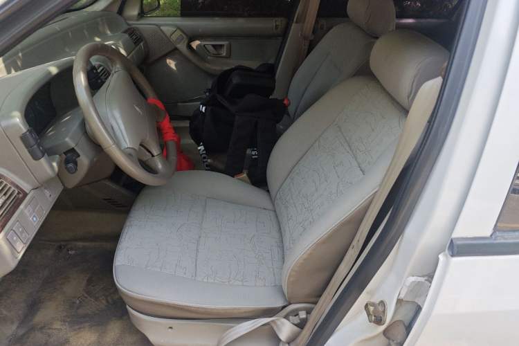 Used Citroen Fukang 2007 1.6L Manual 16V Left Front Seat