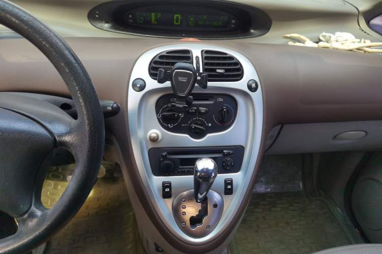 Used Citroen Picasso 2007 2.0L Automatic Audio And AC Panel