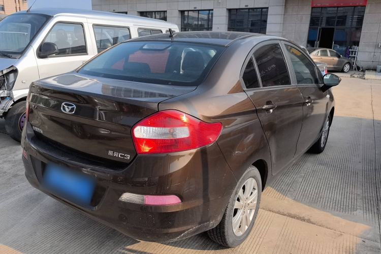 Used Cowin C3 2015 1.5L Manual Gold Diamond Edition Exterior 3