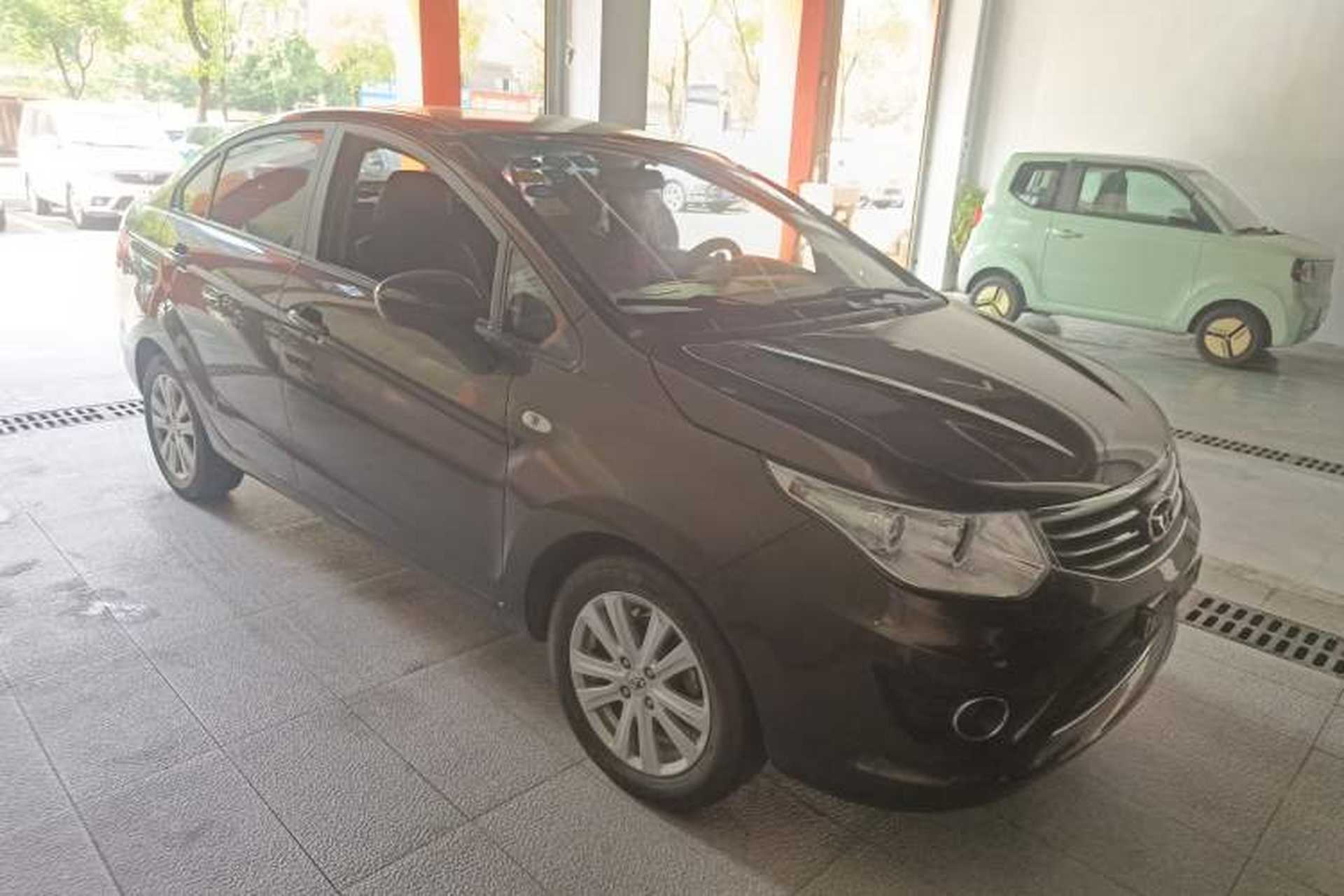 Used Cowin C3 2015 1.5L Manual Gold Diamond Edition Front Right 45 Deg