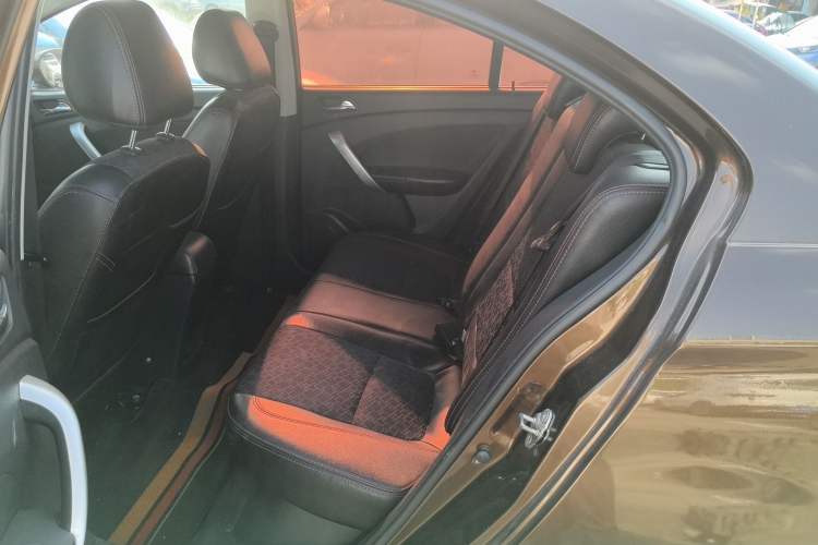 Used Cowin C3 2015 1.5L Manual Gold Diamond Edition Interior 1