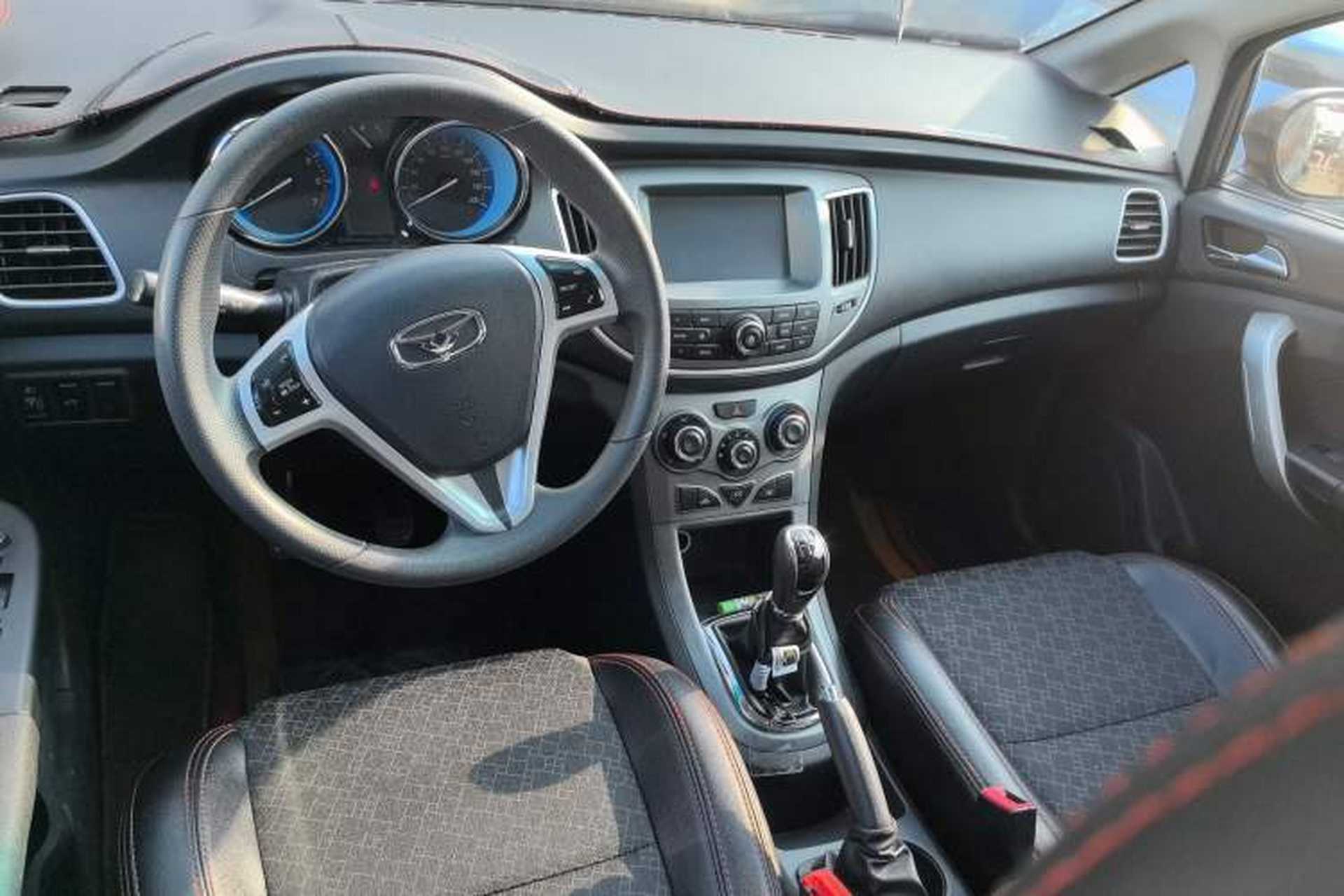 Used Cowin C3 2015 1.5L Manual Gold Diamond Edition Interior 3